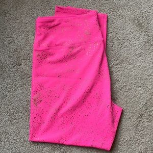 Zyia hot pink stay gold leggings